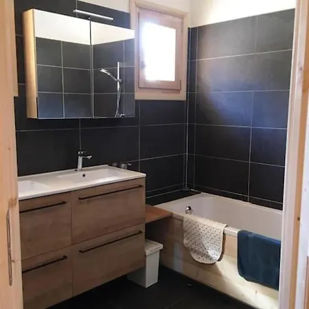 Chalet Individual For Up To 12 People Maximum